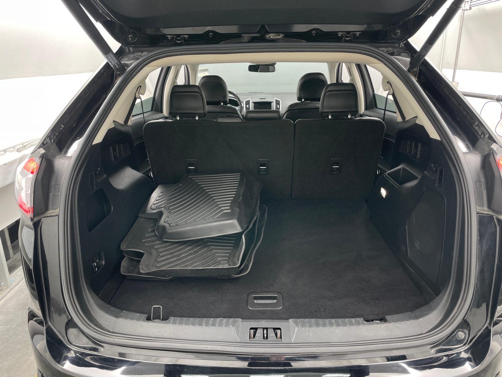 Thumbnail: 2018 Ford Edge - 6