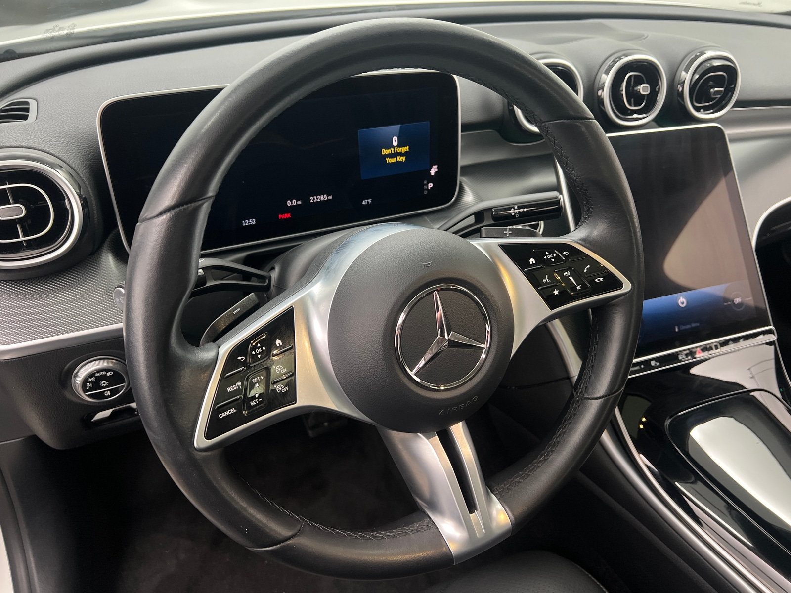 Thumbnail: 2025 Mercedes-Benz C-Class - 4