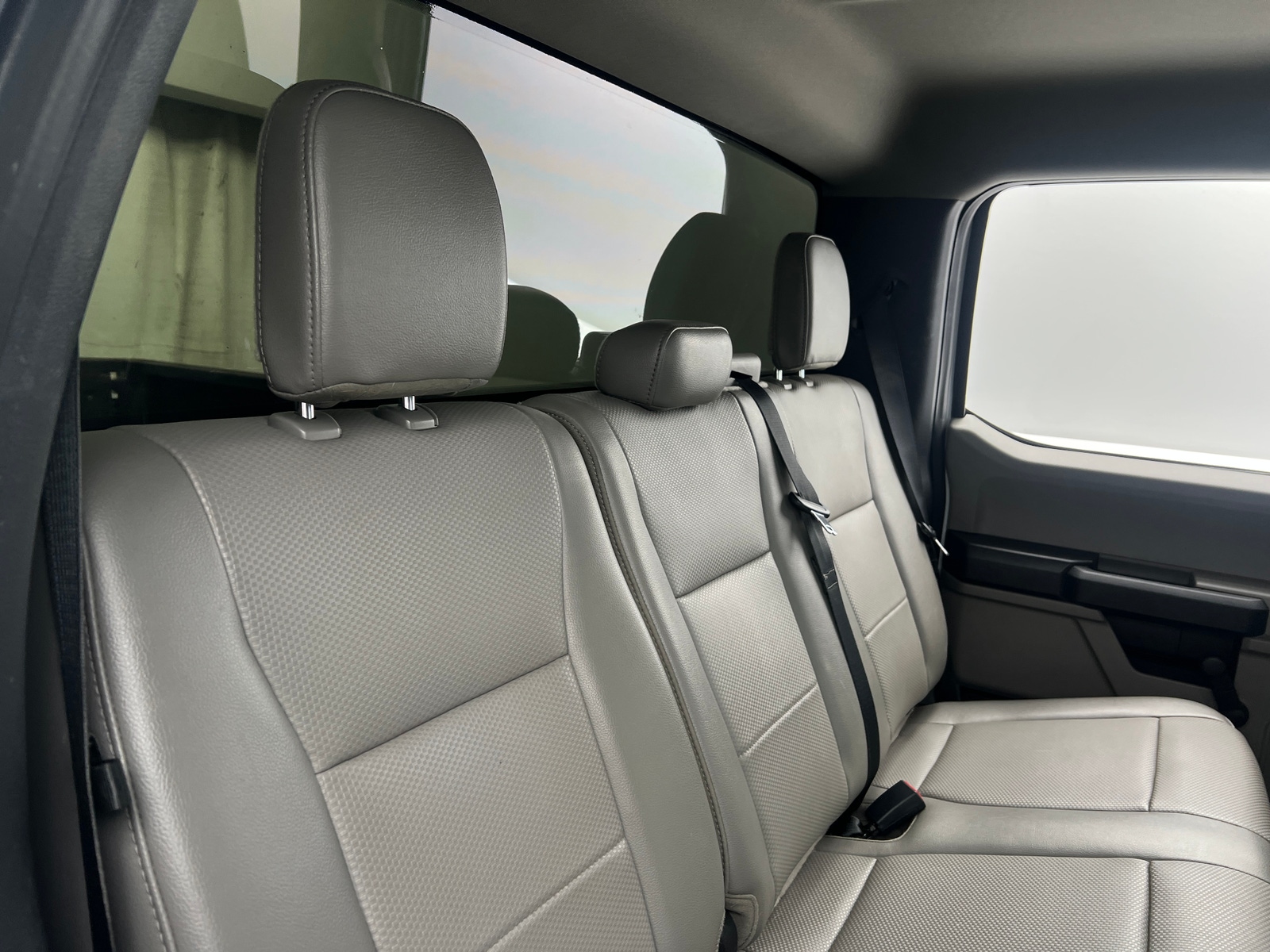 Thumbnail: 2022 Ford Econoline - 6