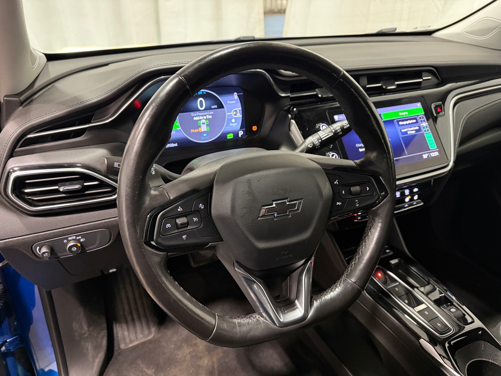 Thumbnail: 2022 Chevrolet Bolt EUV - 5