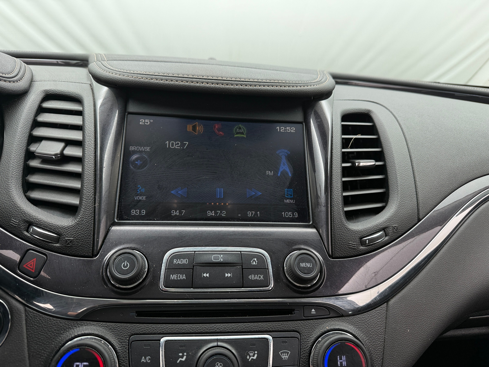 Thumbnail: 2014 Chevrolet Impala - 4