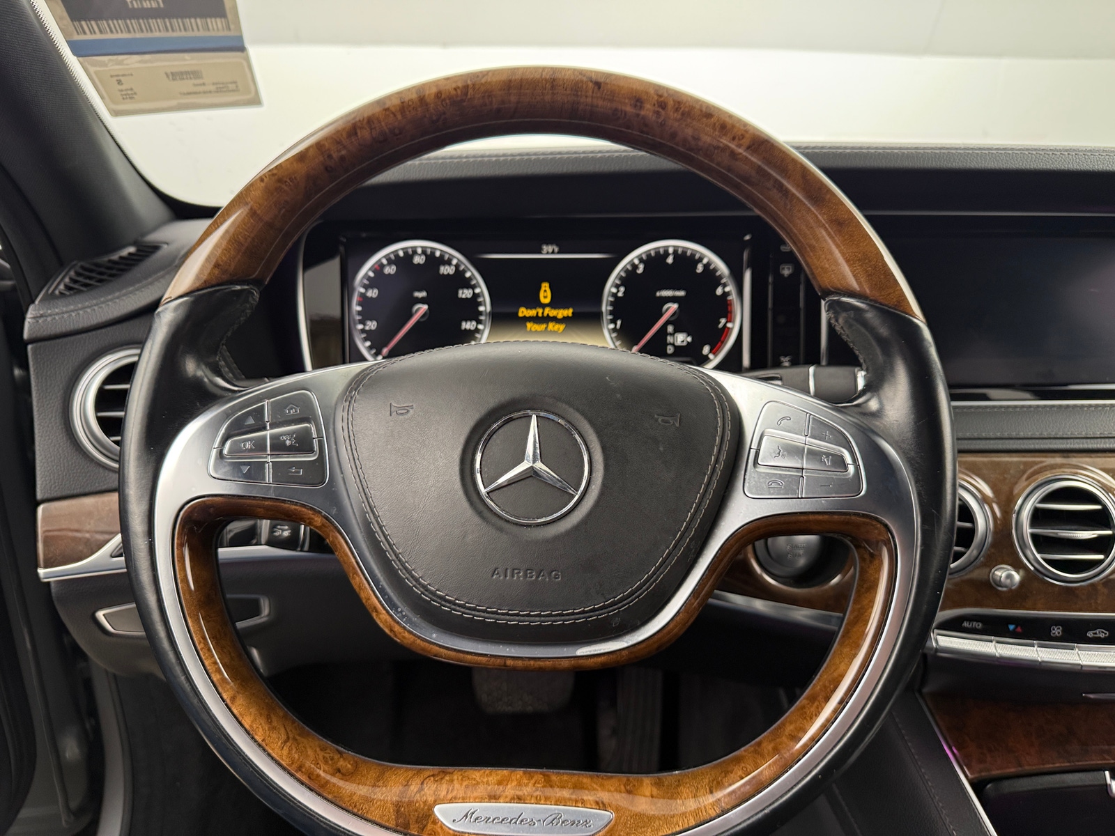 Thumbnail: 2014 Mercedes-Benz S-Class - 4