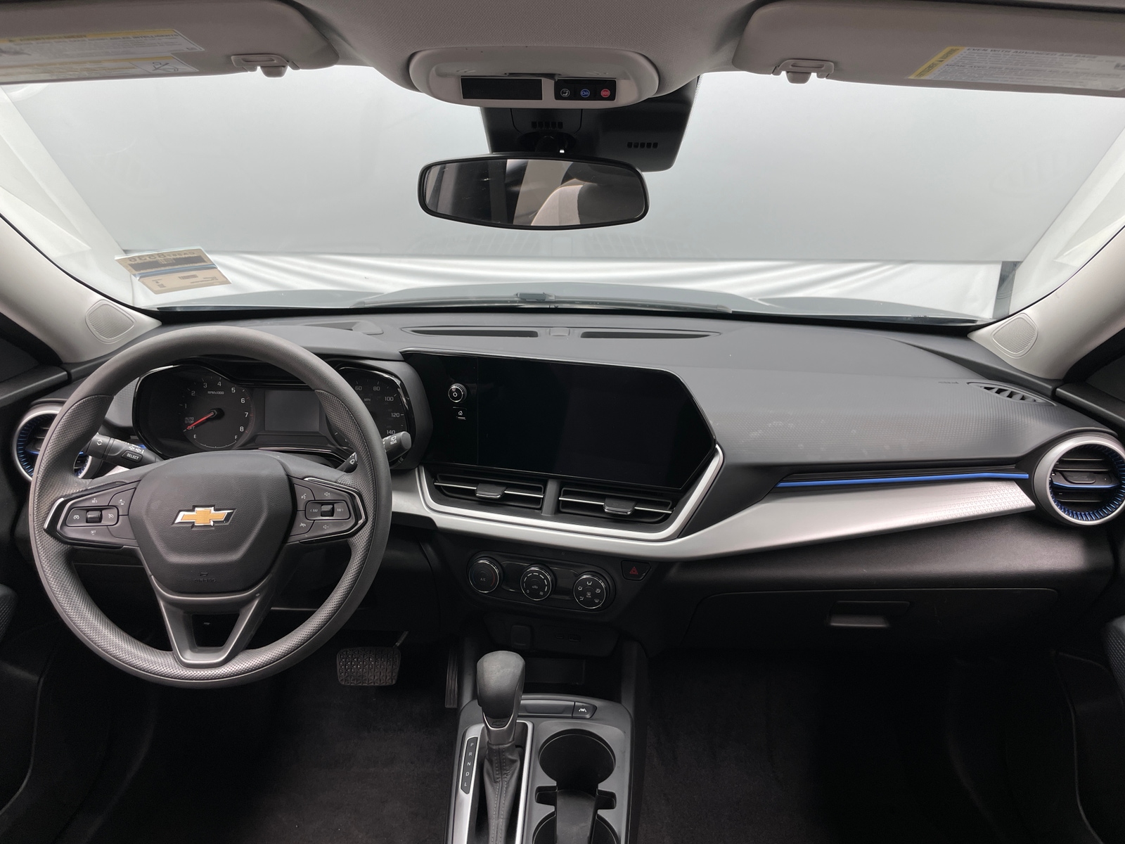 Thumbnail: 2024 Chevrolet Trax - 3