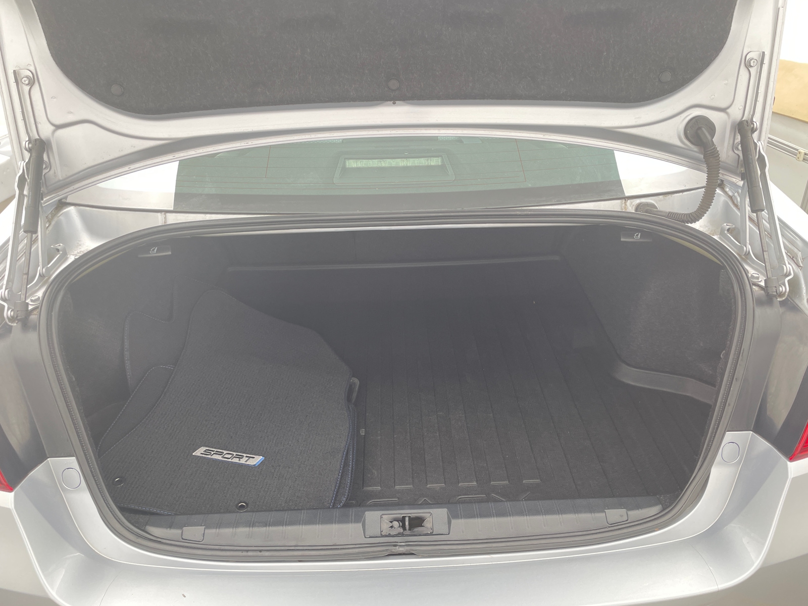 Thumbnail: 2018 Subaru Legacy - 7