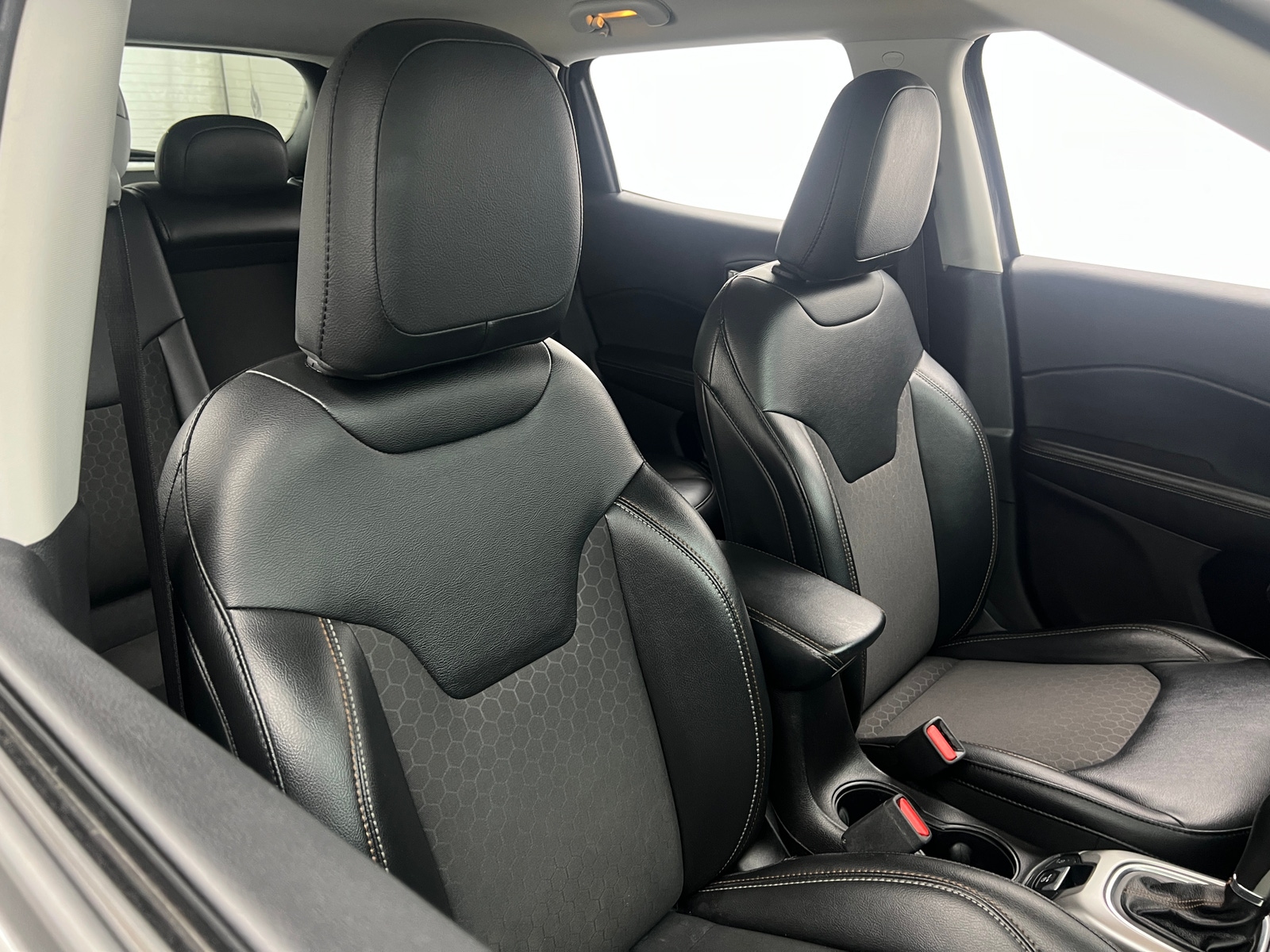 Thumbnail: 2019 Jeep Compass - 2