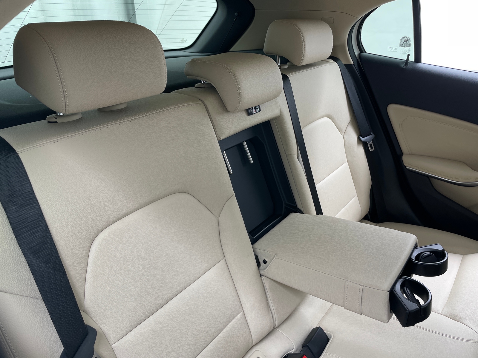 Thumbnail: 2018 Mercedes-Benz GLA - 5