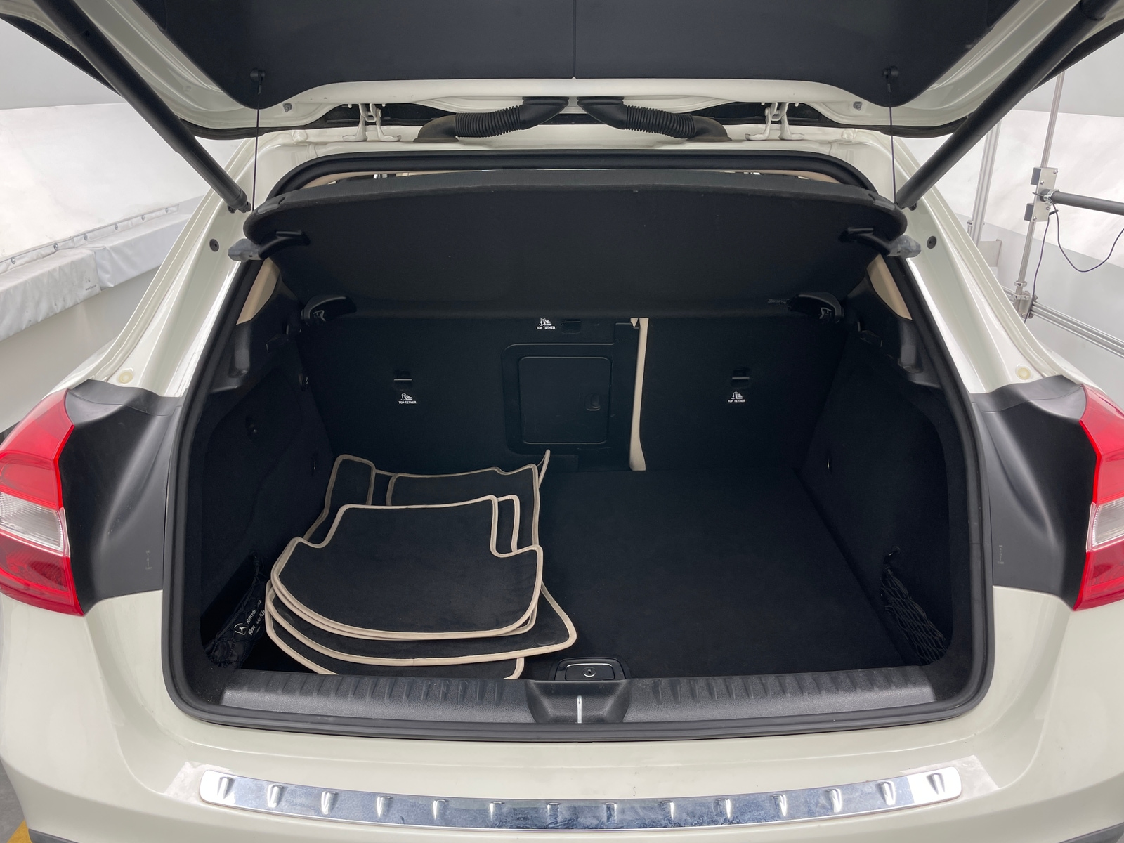 Thumbnail: 2018 Mercedes-Benz GLA - 6