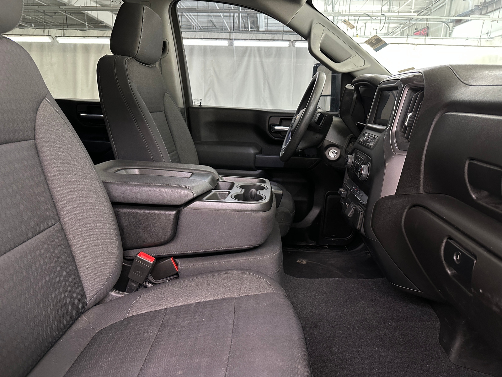 Thumbnail: 2022 Chevrolet Silverado 2500 - 2