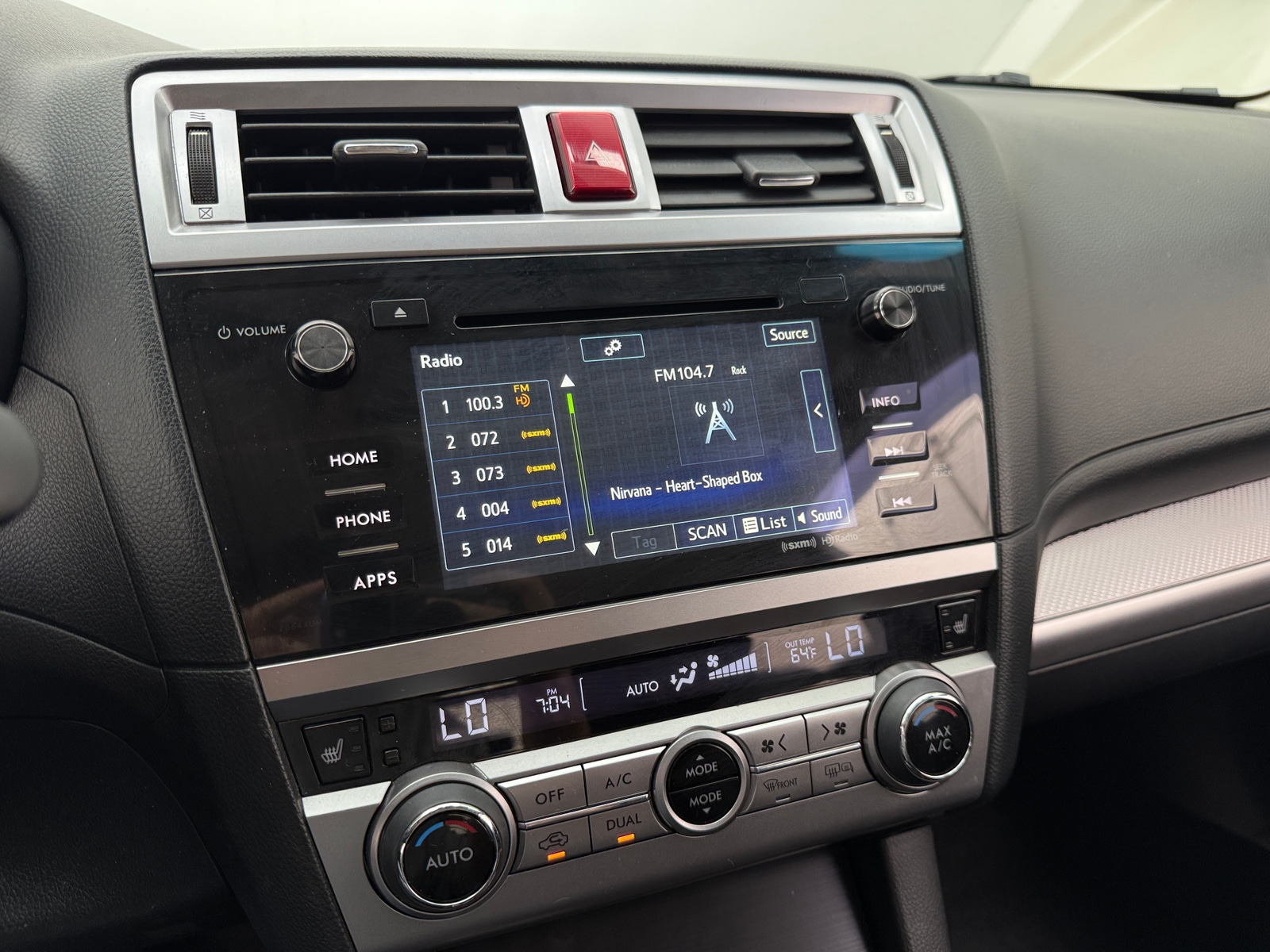 Thumbnail: 2015 Subaru Outback - 4