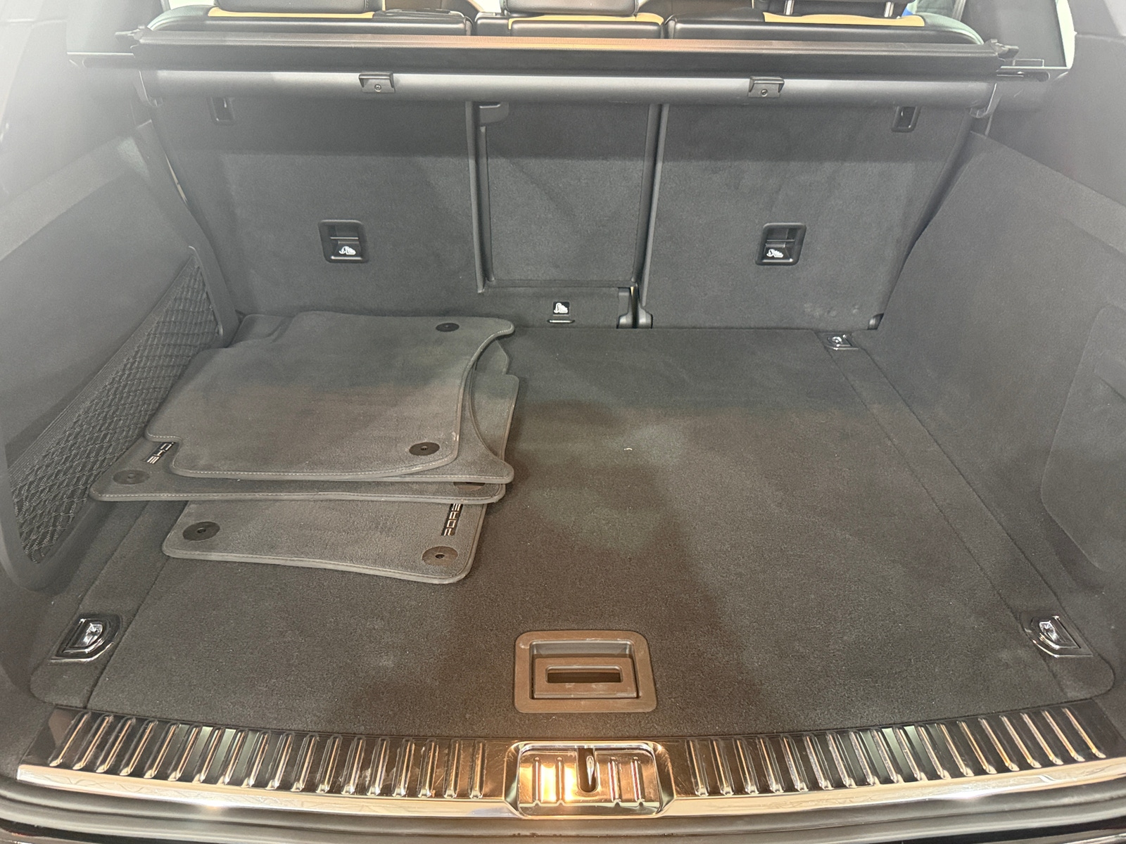 Thumbnail: 2016 Porsche Cayenne - 6