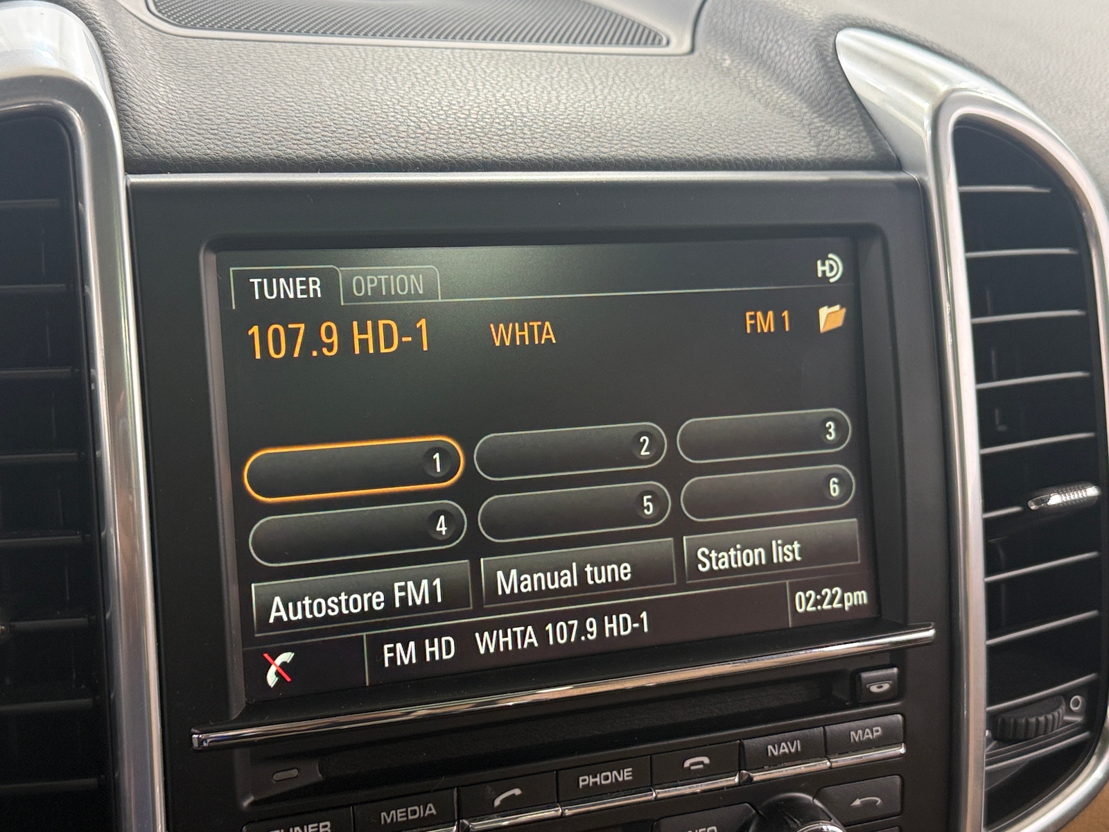 Thumbnail: 2016 Porsche Cayenne - 3