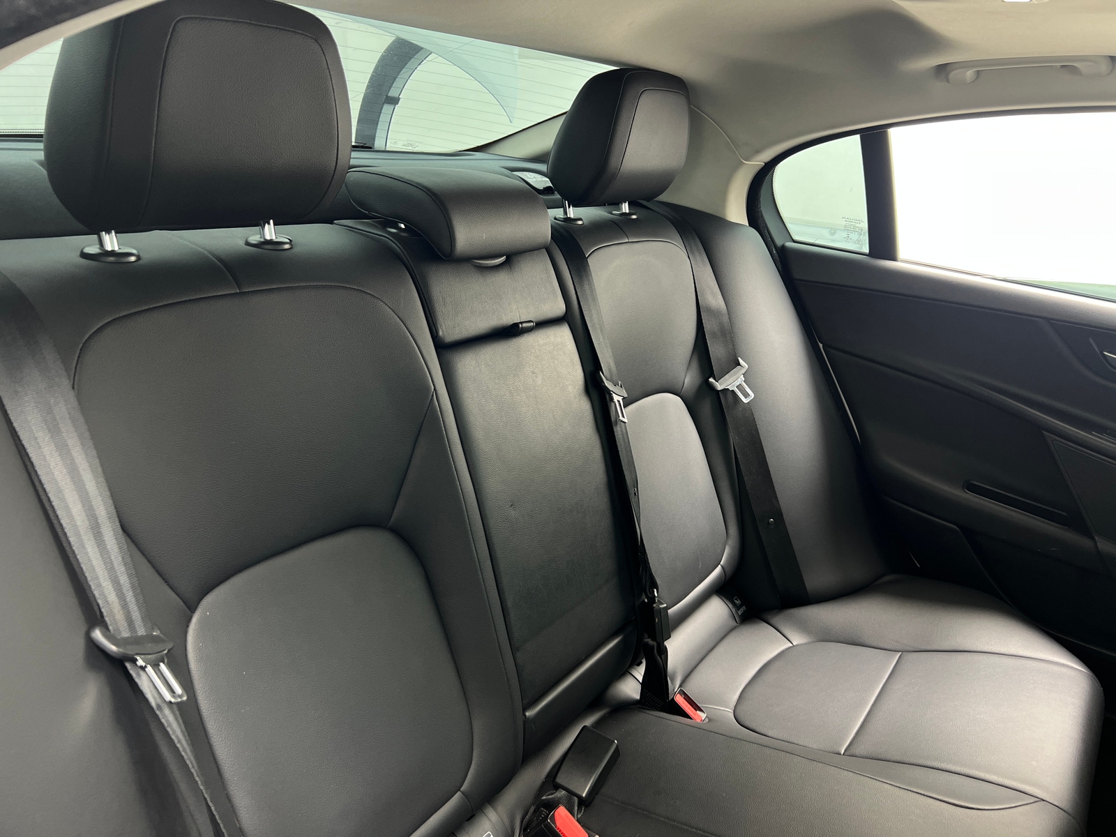 Thumbnail: 2018 Jaguar XE - 5