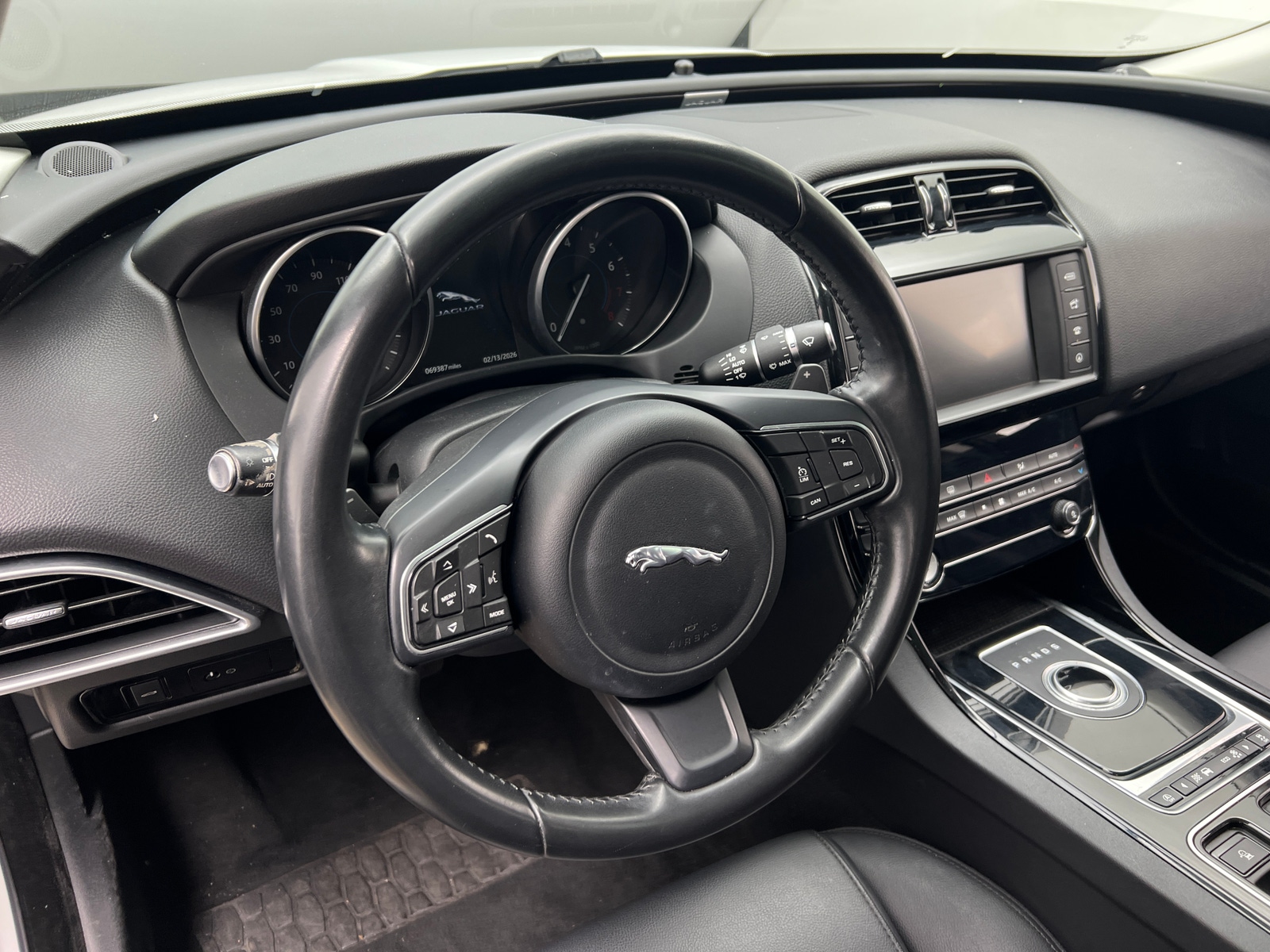 Thumbnail: 2018 Jaguar XE - 4