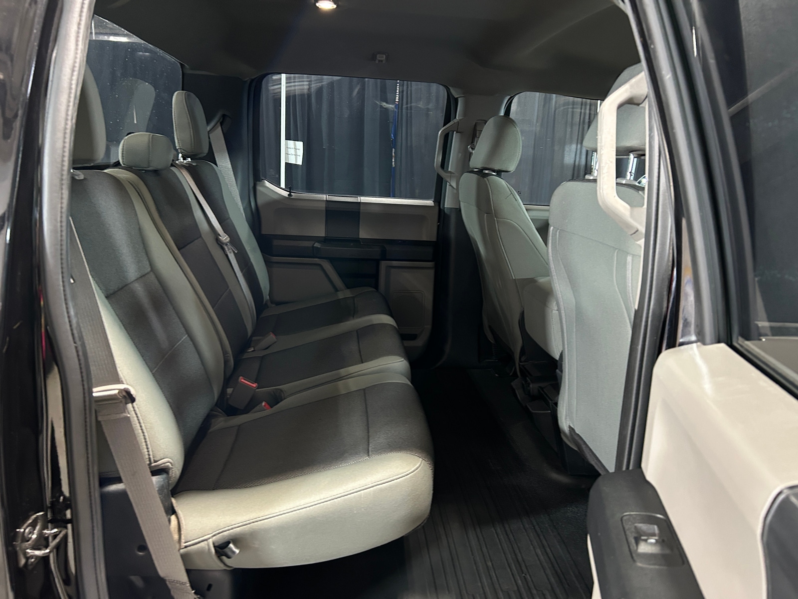 Thumbnail: 2020 Ford Econoline - 6