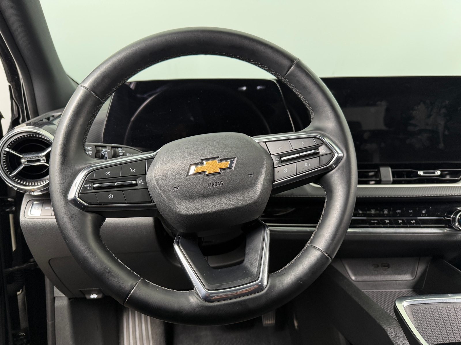 Thumbnail: 2025 Chevrolet Equinox - 5