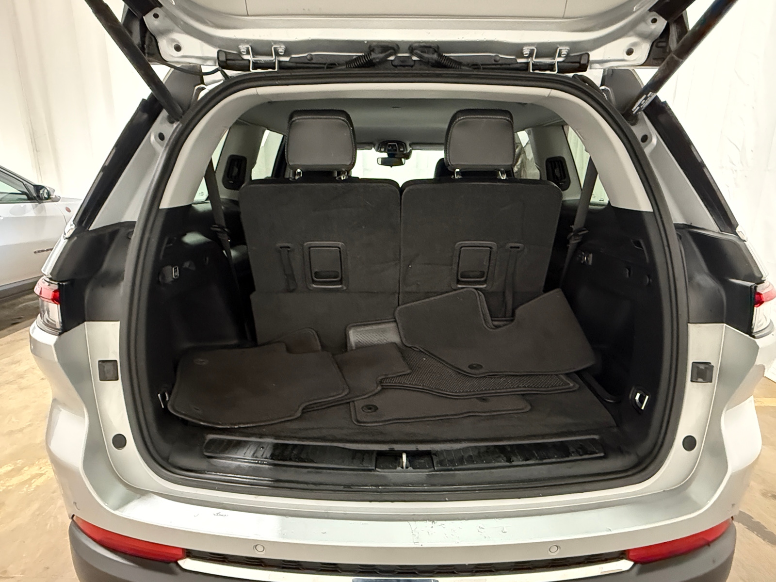 Thumbnail: 2021 Jeep Grand Cherokee L - 6