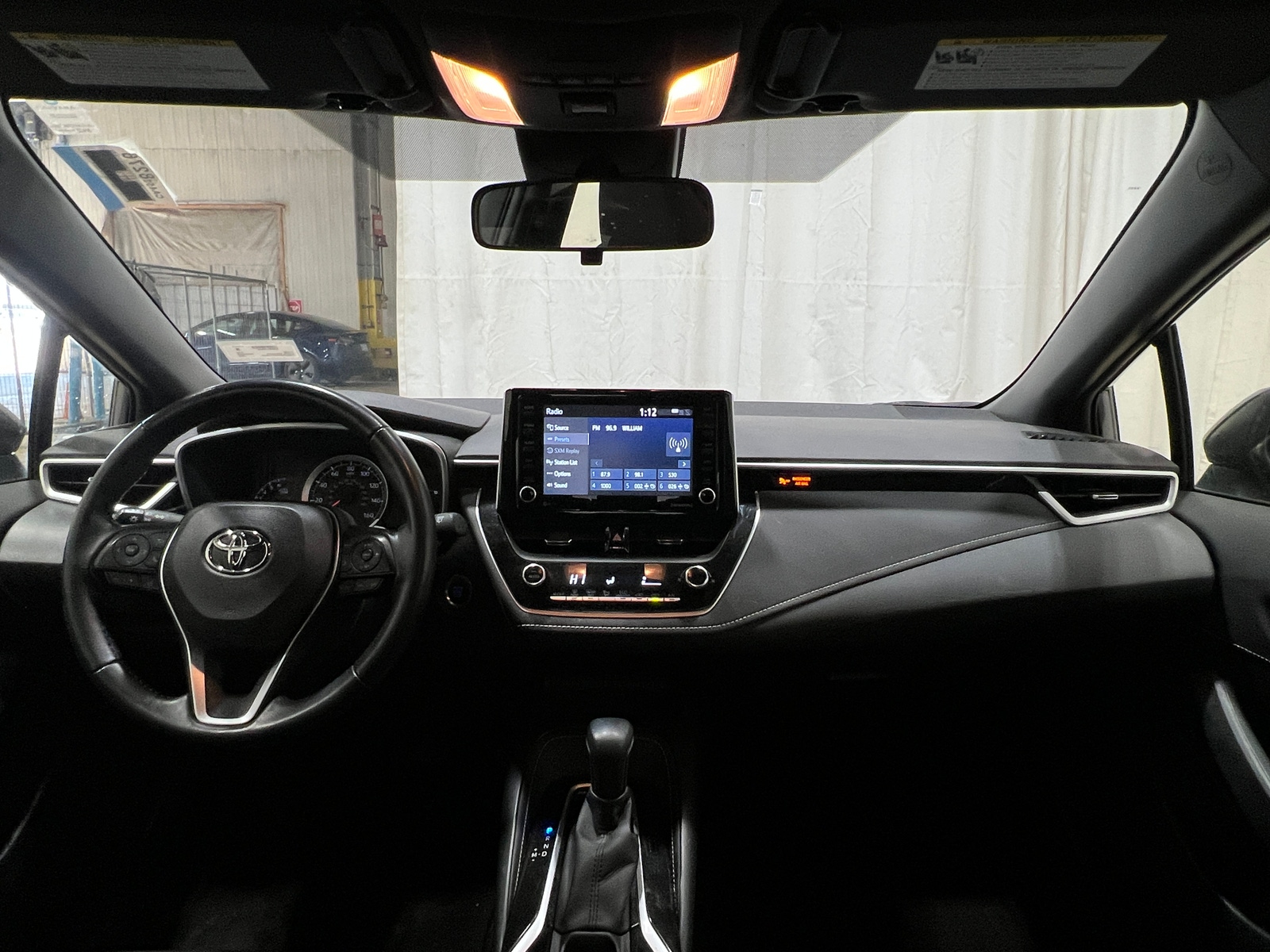 Thumbnail: 2022 Toyota Corolla - 3