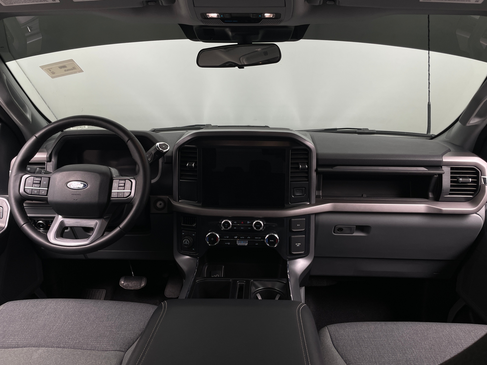 Thumbnail: 2025 Ford Econoline - 3