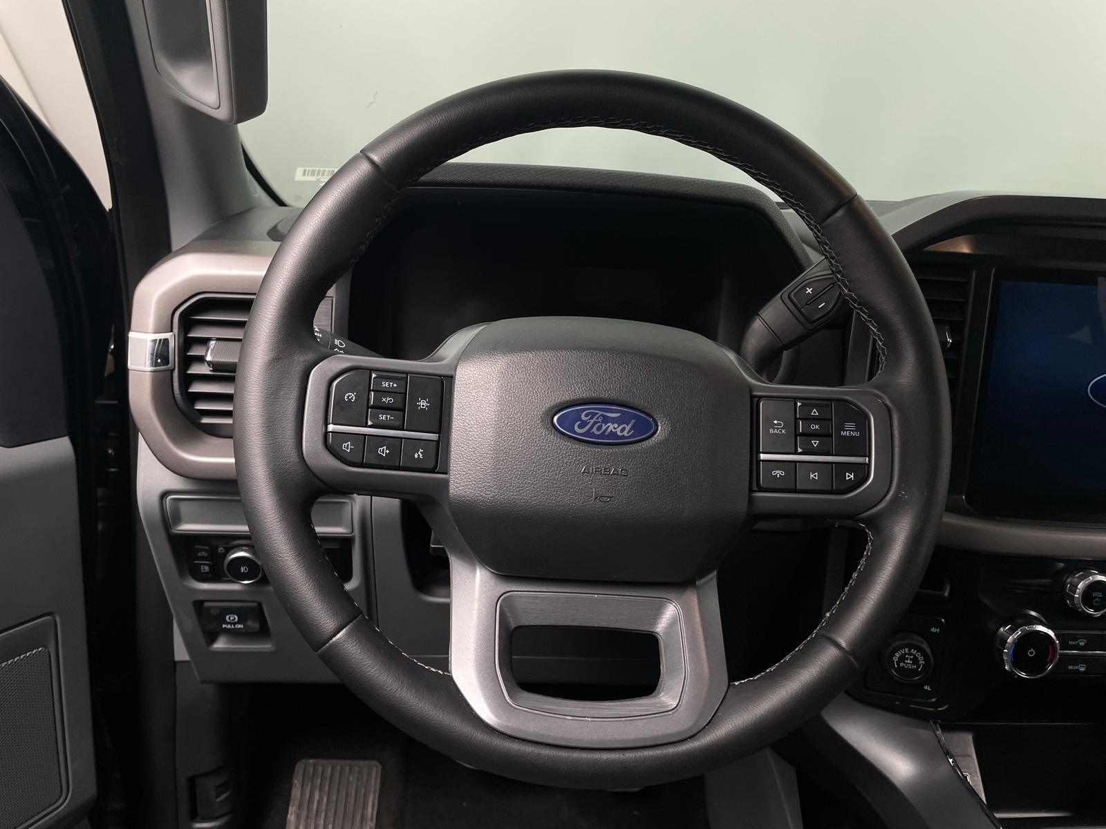 Thumbnail: 2025 Ford Econoline - 5