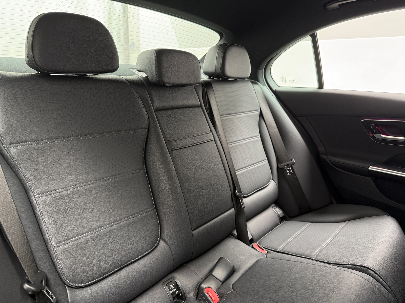 Thumbnail: 2025 Mercedes-Benz C-Class - 5