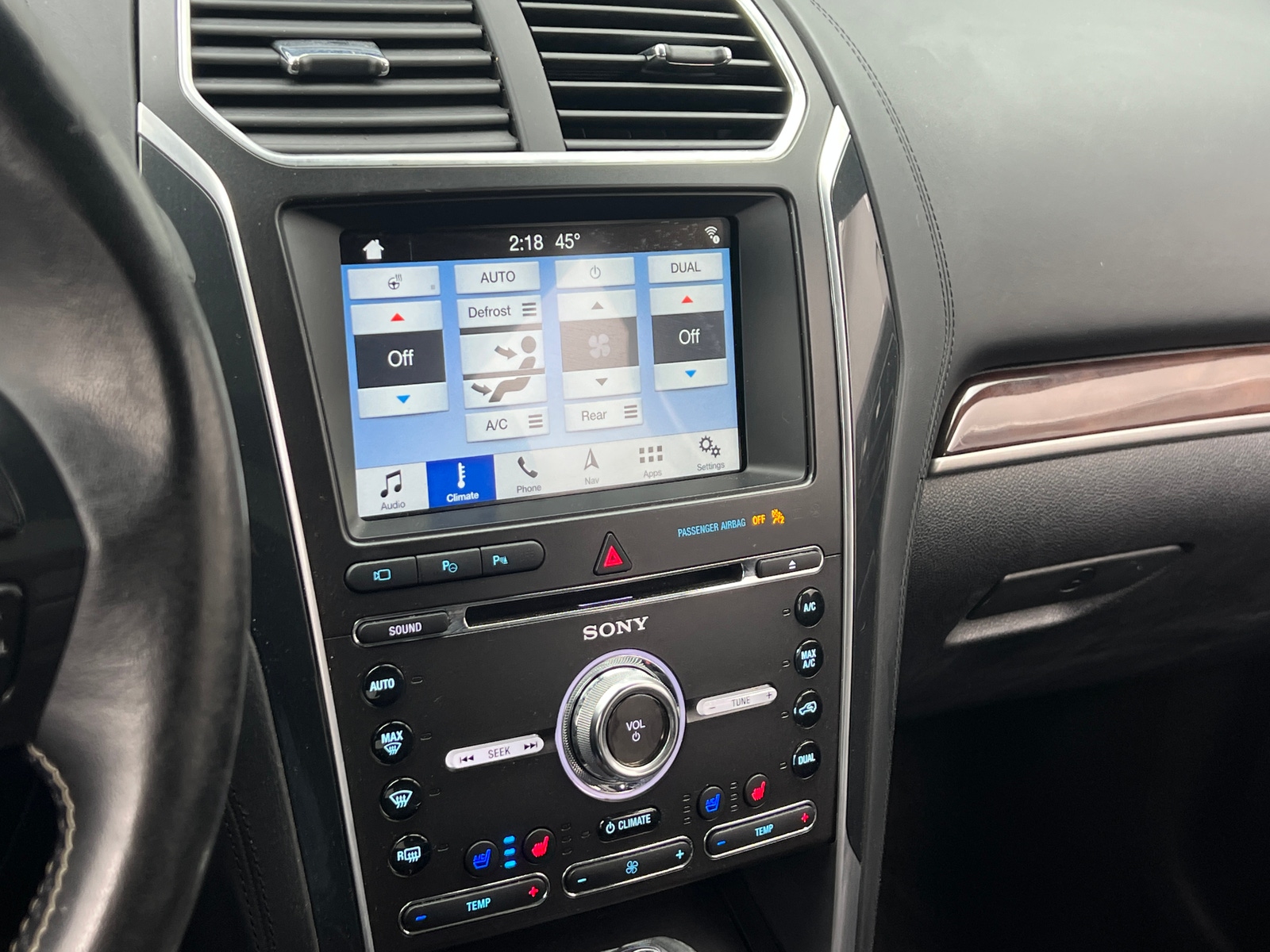 Thumbnail: 2017 Ford Explorer - 3