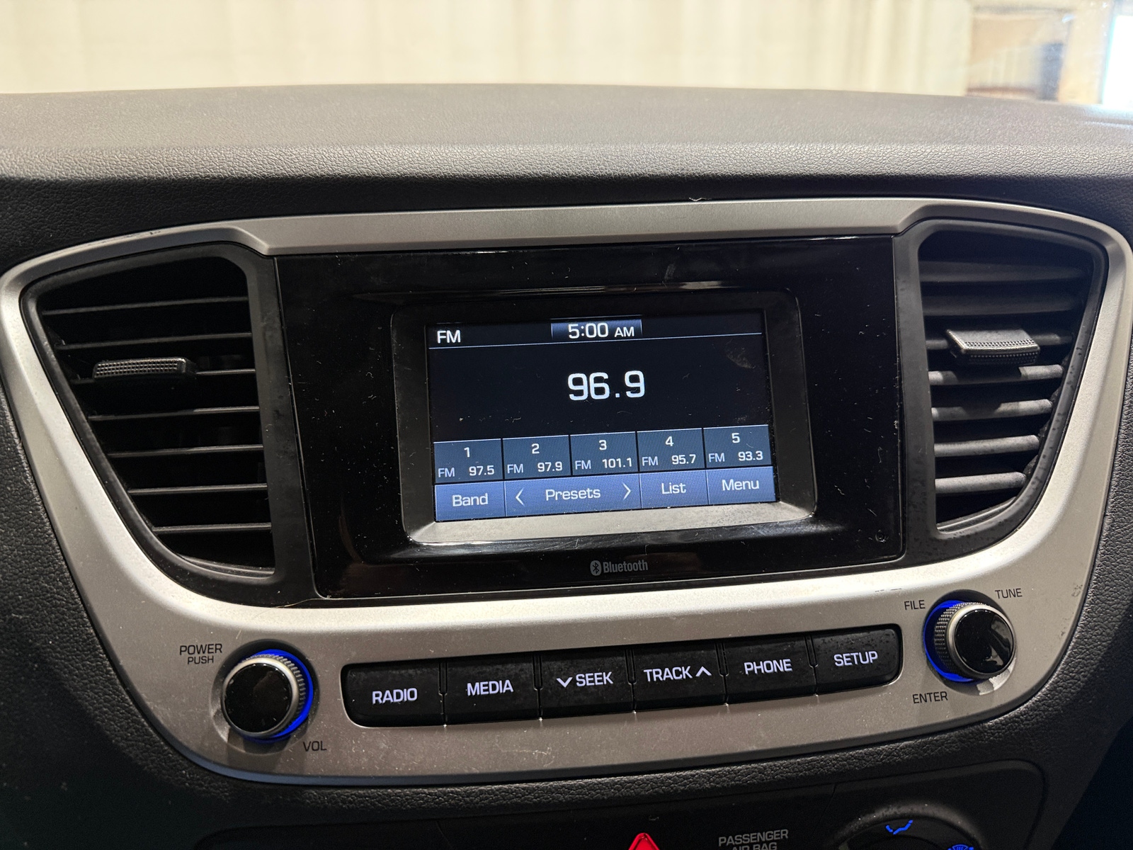 Thumbnail: 2022 Hyundai Accent - 4