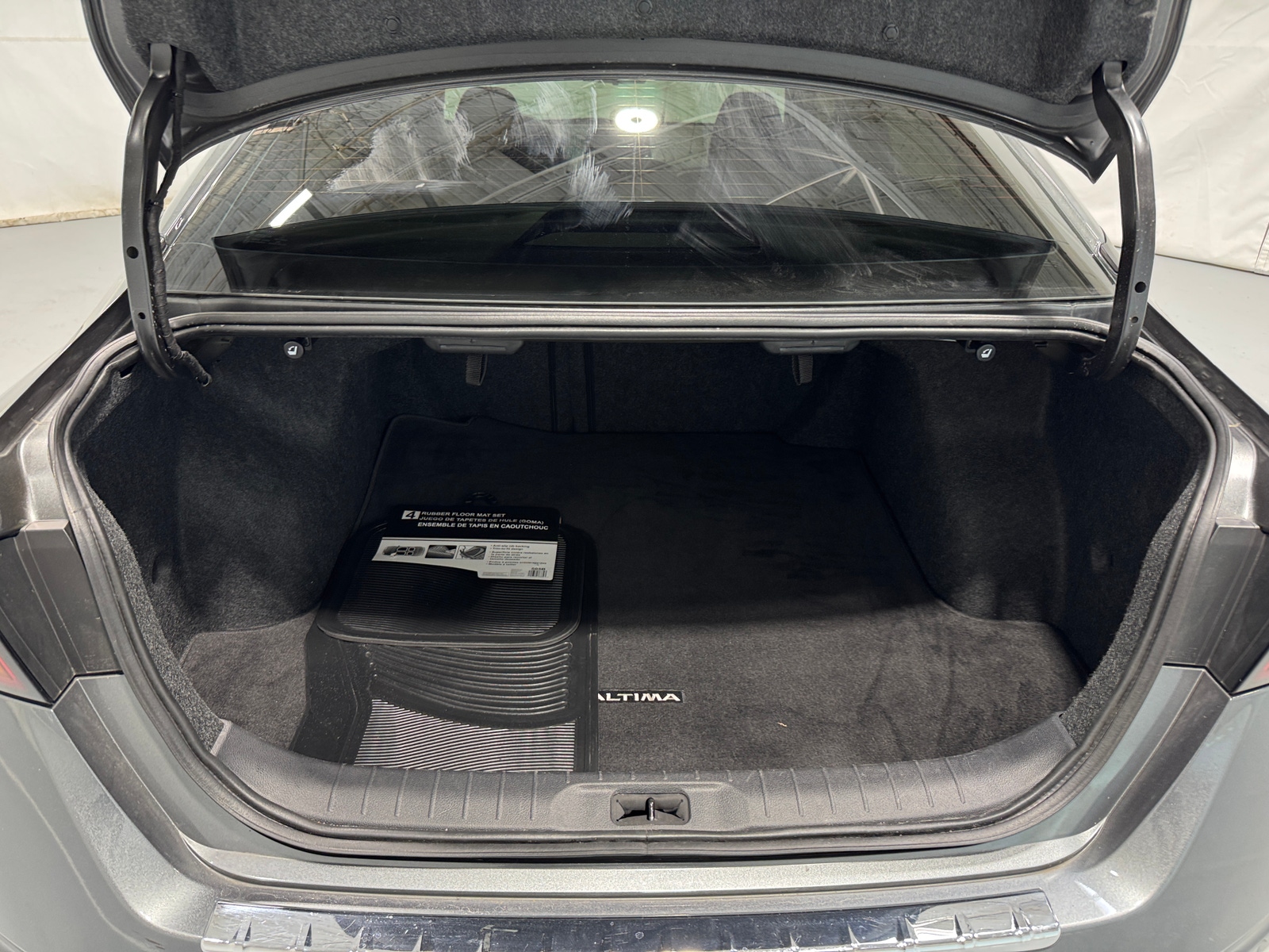 Thumbnail: 2022 Nissan Altima - 7