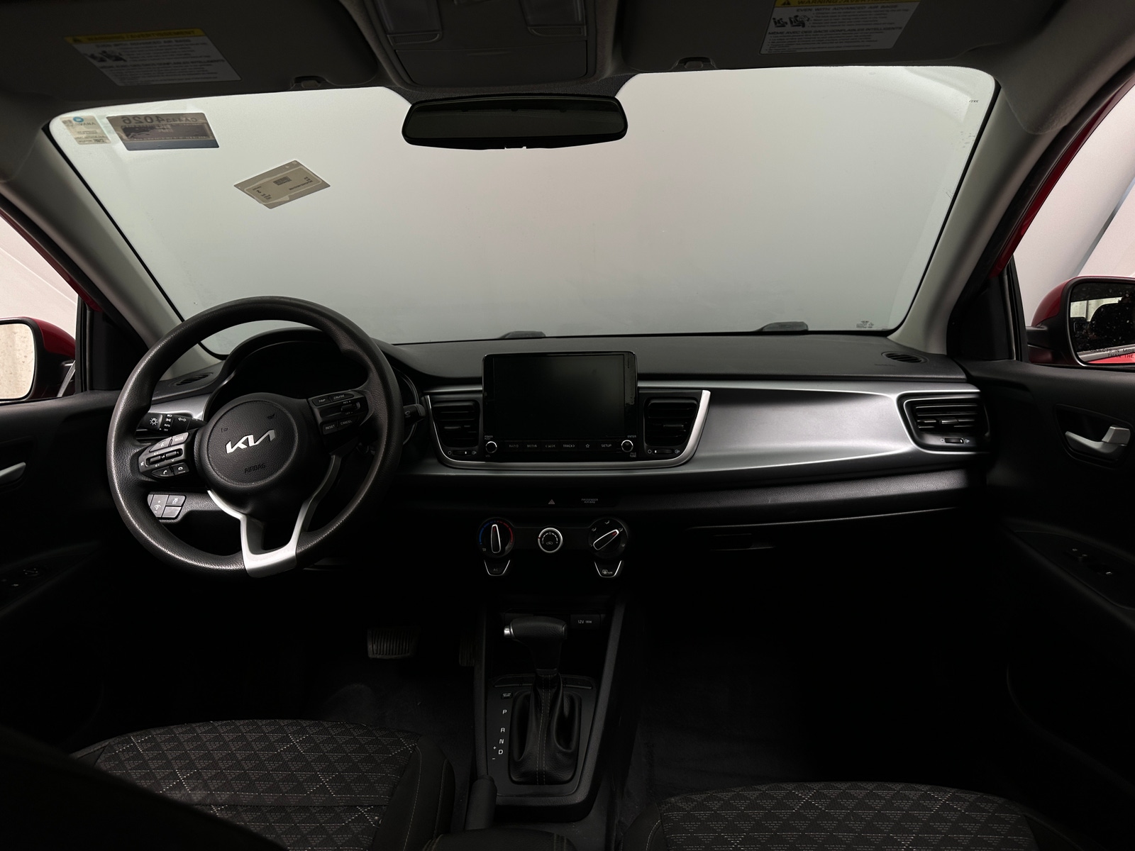 Thumbnail: 2022 Kia Rio - 3