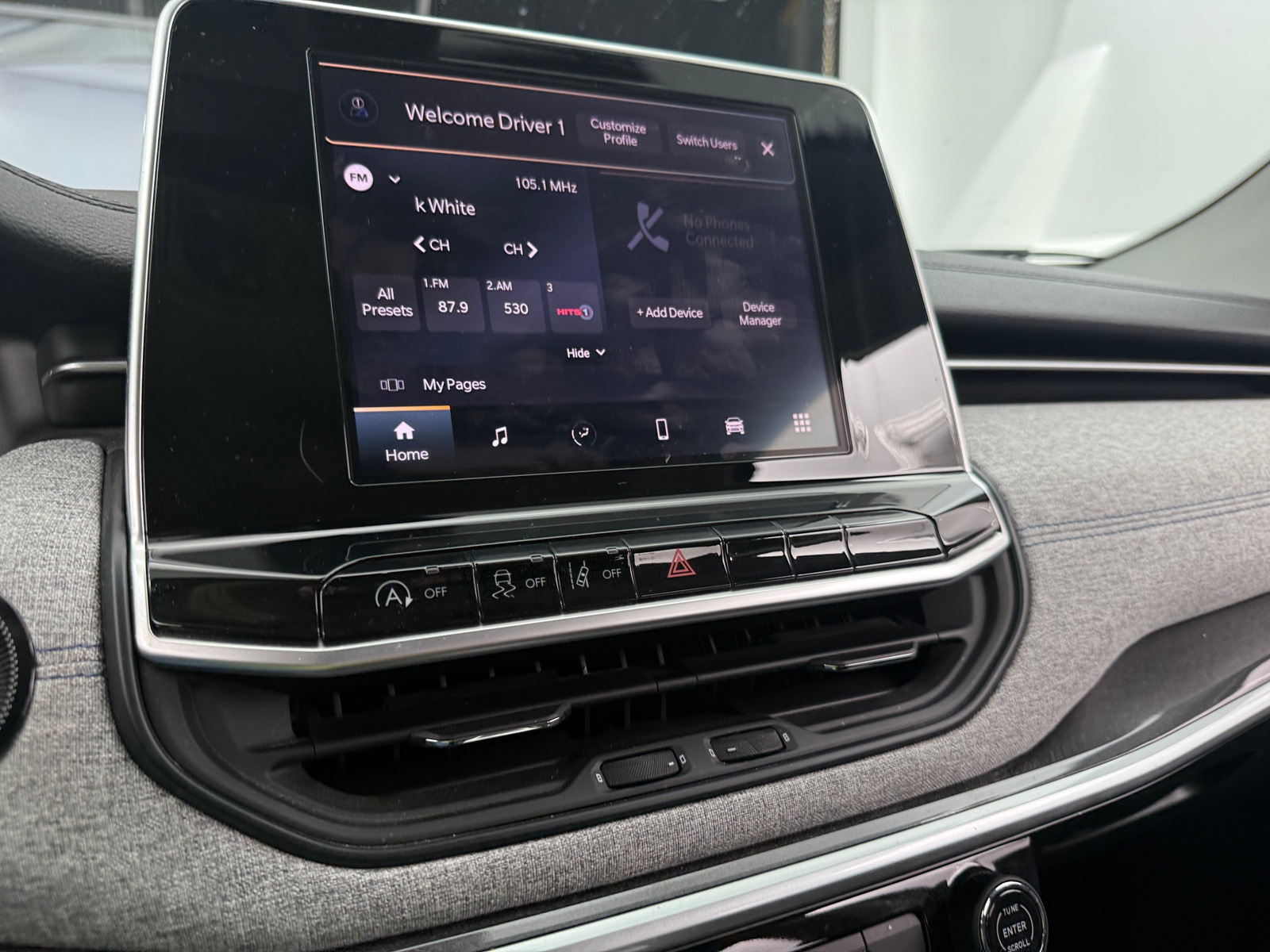 Thumbnail: 2022 Jeep Compass - 4