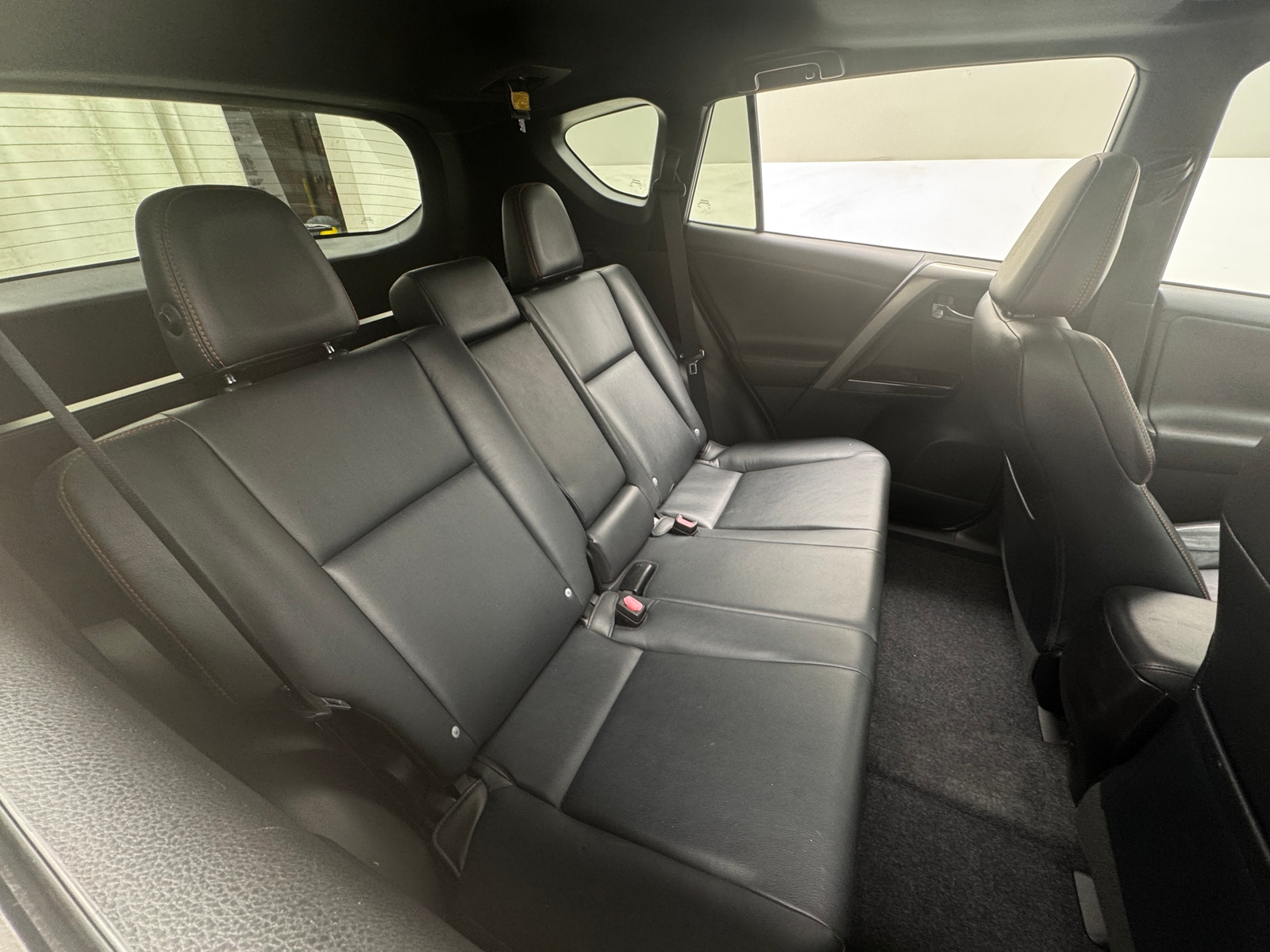 Thumbnail: 2016 Toyota RAV4 - 5