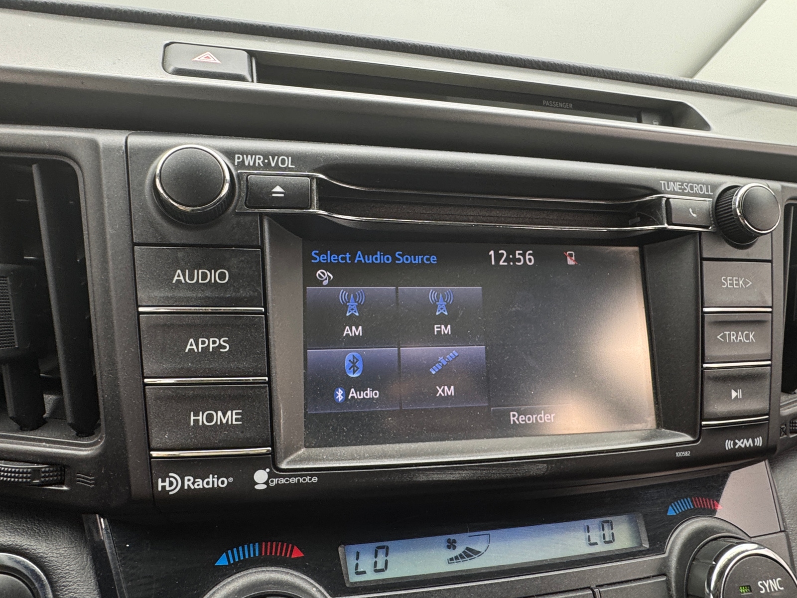 Thumbnail: 2016 Toyota RAV4 - 3