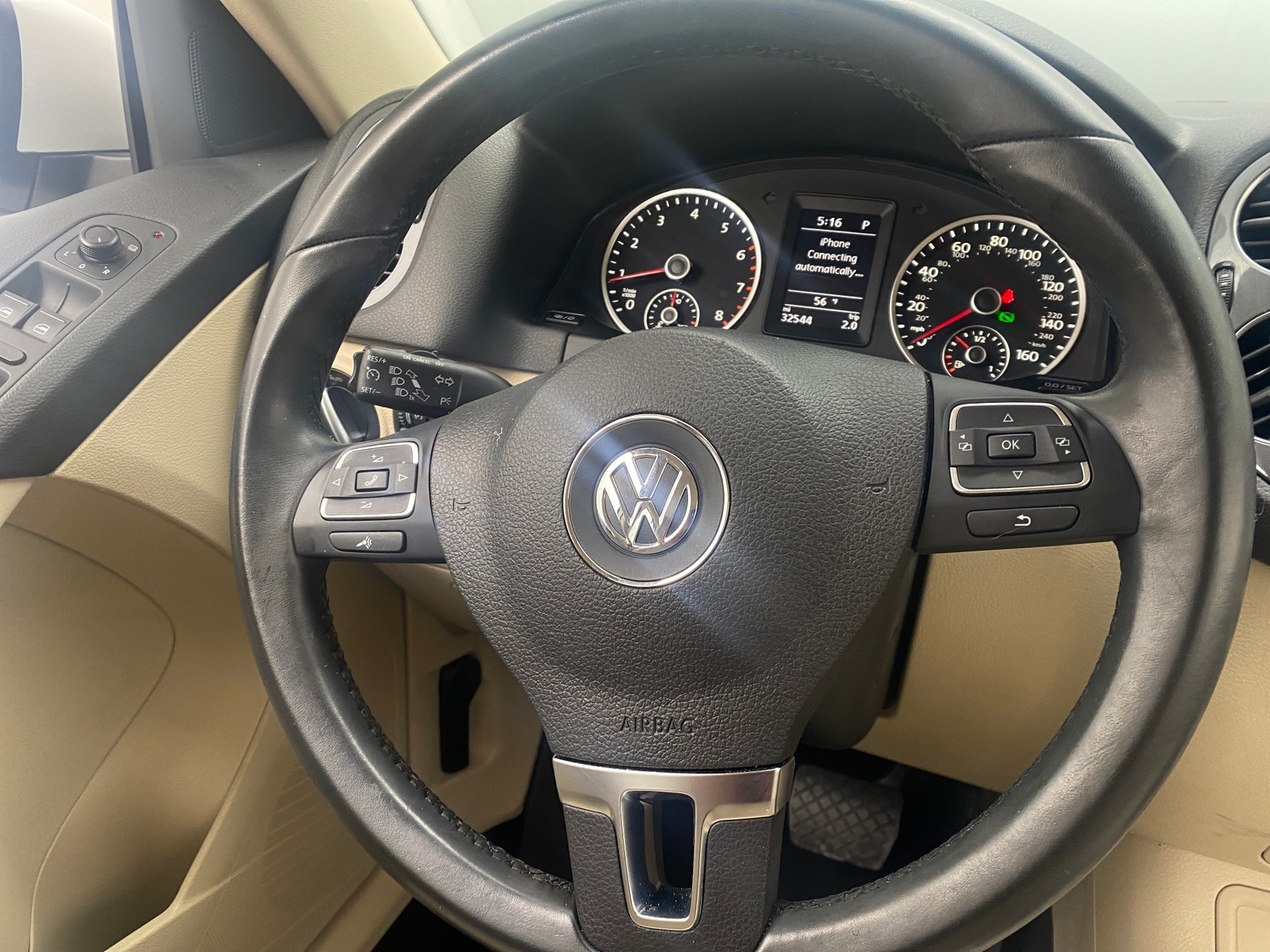 Thumbnail: 2017 Volkswagen Tiguan - 5