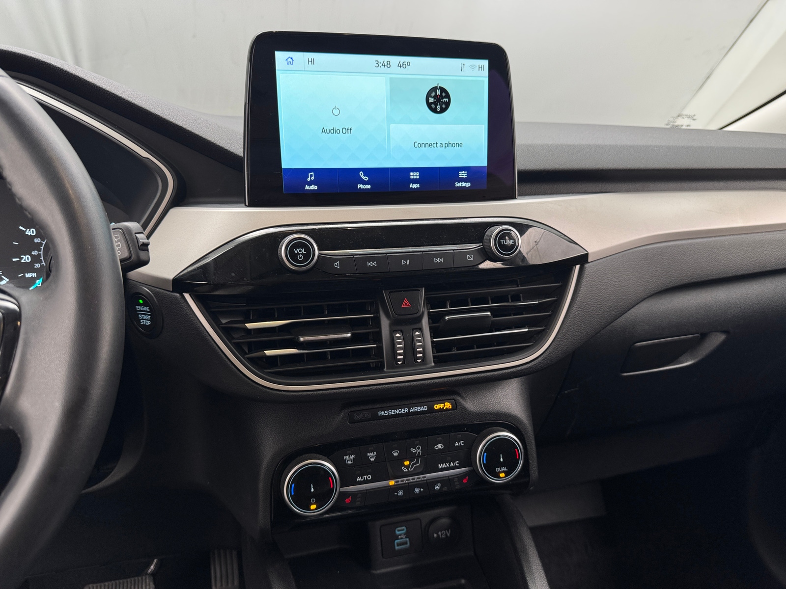 Thumbnail: 2022 Ford Escape - 3