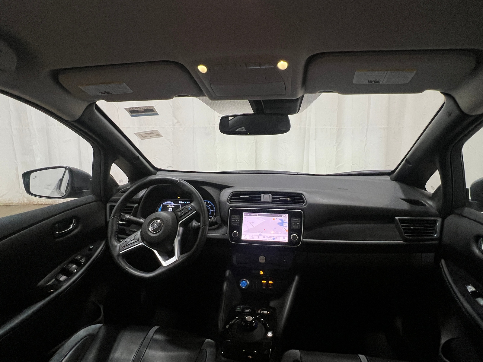 Thumbnail: 2022 Nissan Leaf - 2