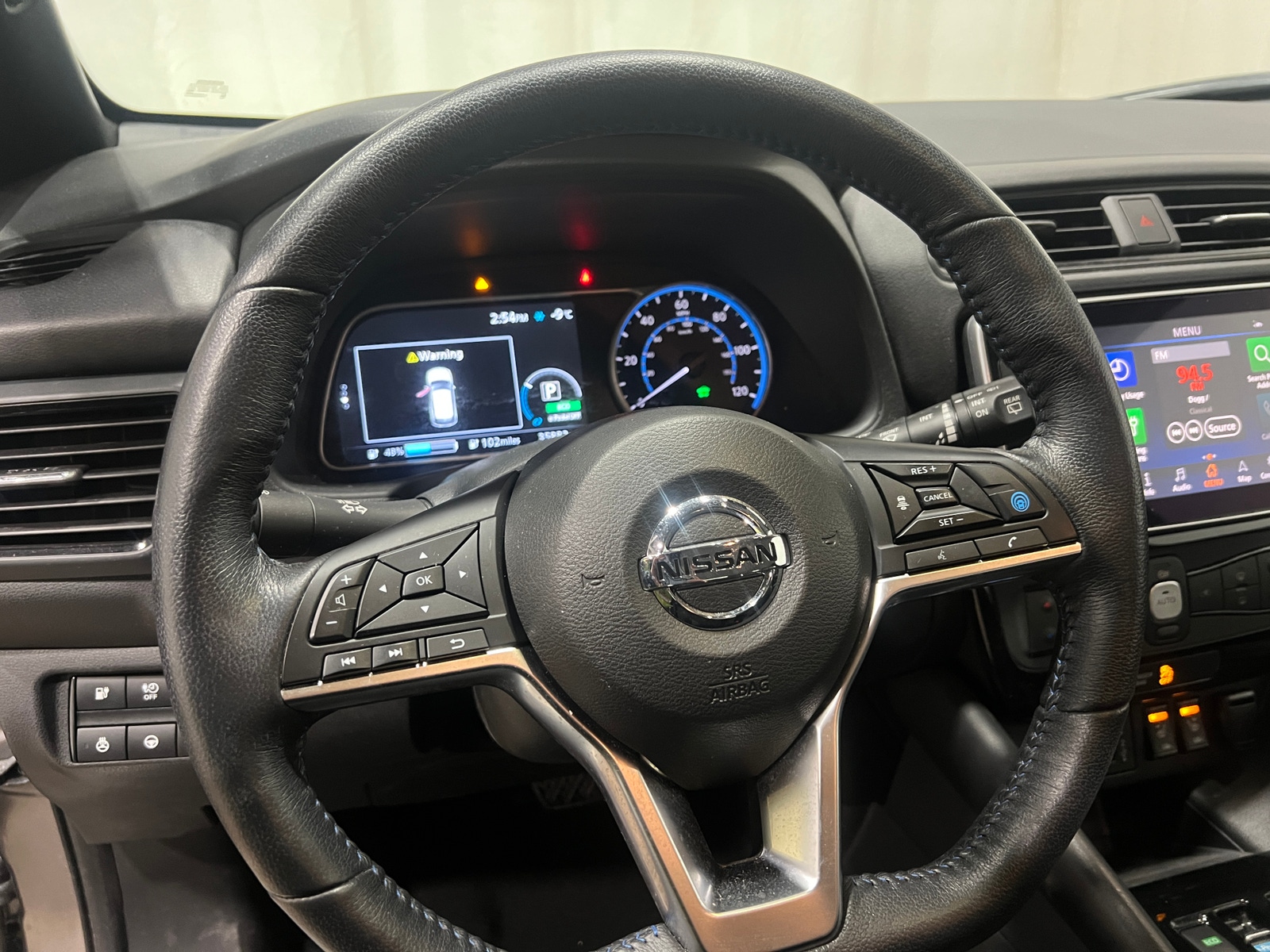 Thumbnail: 2022 Nissan Leaf - 4