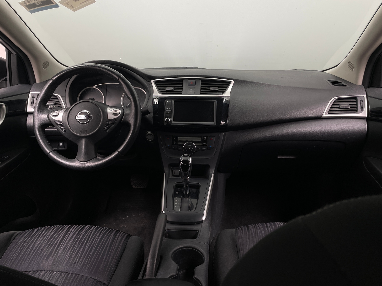 Thumbnail: 2019 Nissan Sentra - 3