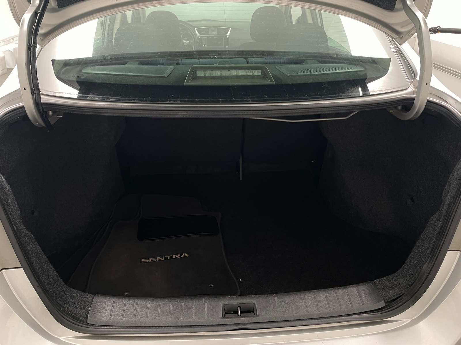 Thumbnail: 2019 Nissan Sentra - 7