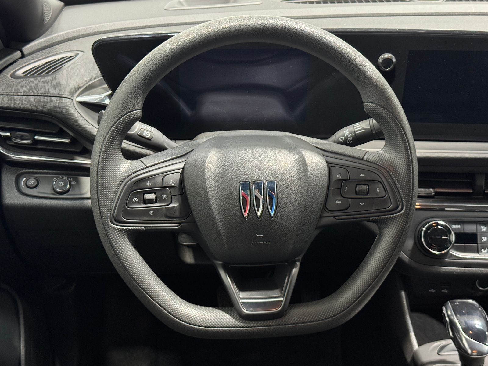 Thumbnail: 2025 Buick Envista - 4