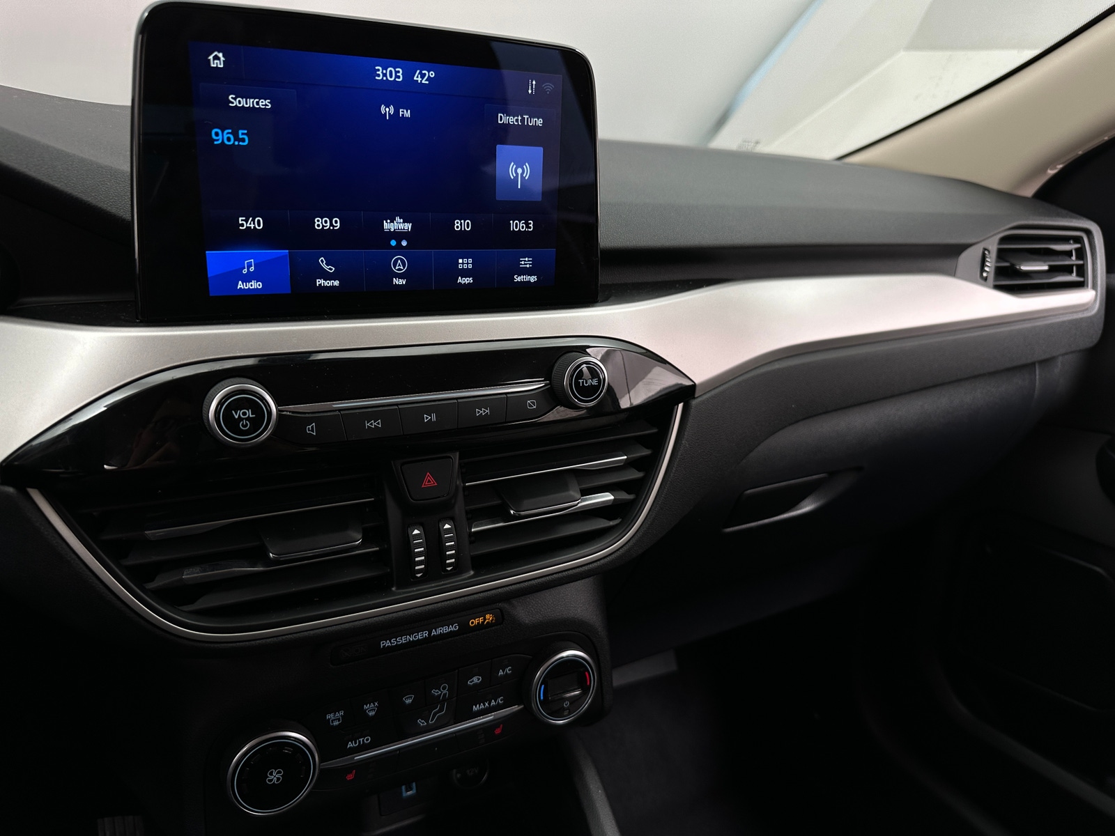 Thumbnail: 2020 Ford Escape - 4