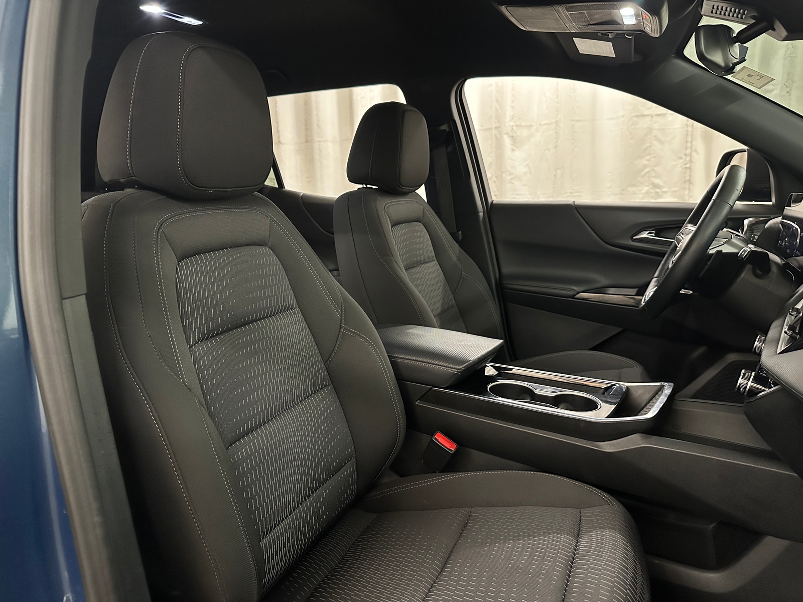 Thumbnail: 2025 Chevrolet Equinox - 2