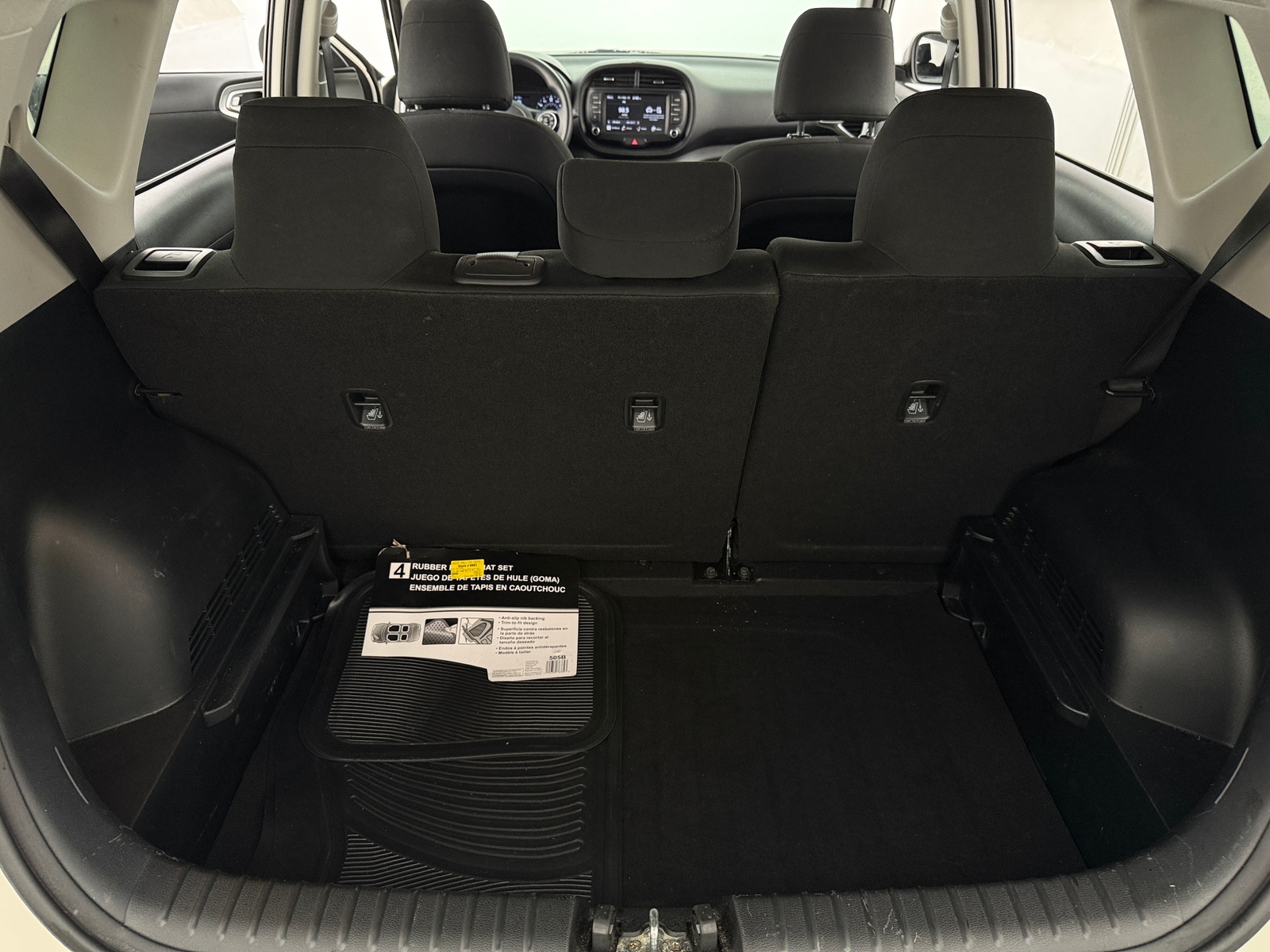 Thumbnail: 2022 Kia Soul - 7