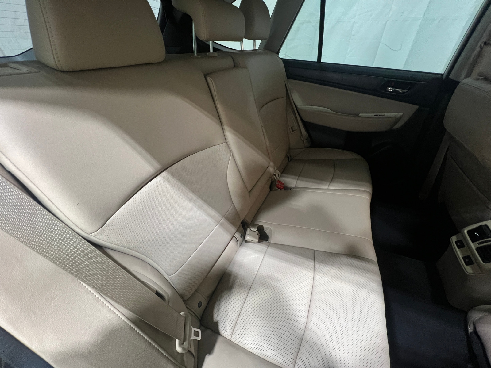 Thumbnail: 2016 Subaru Outback - 5