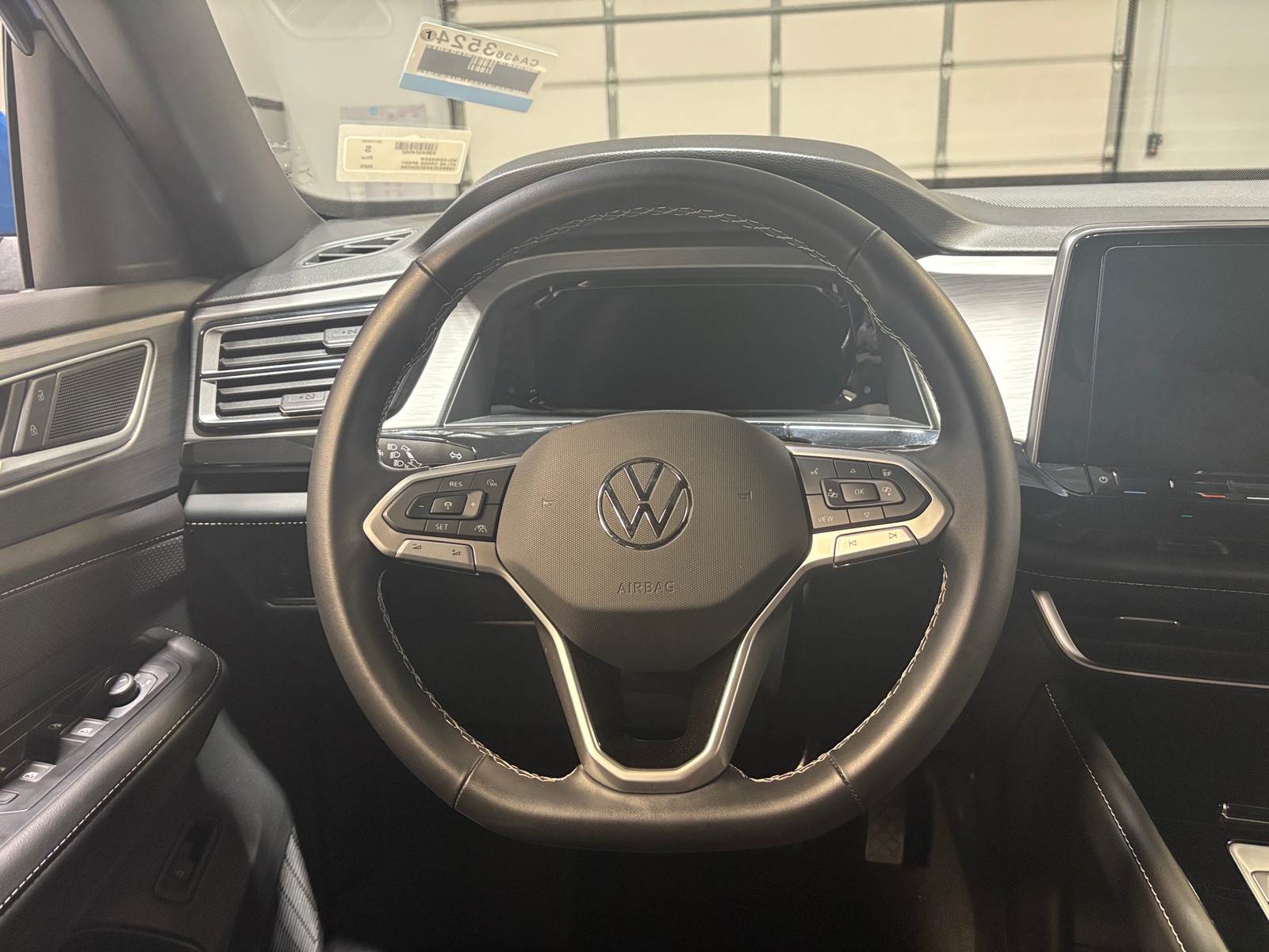 Thumbnail: 2025 Volkswagen Atlas - 4