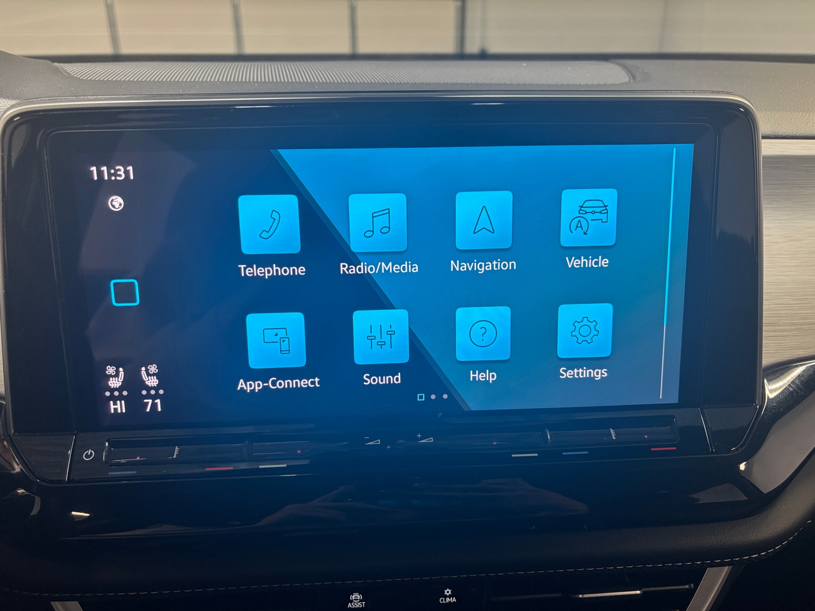 Thumbnail: 2025 Volkswagen Atlas - 3