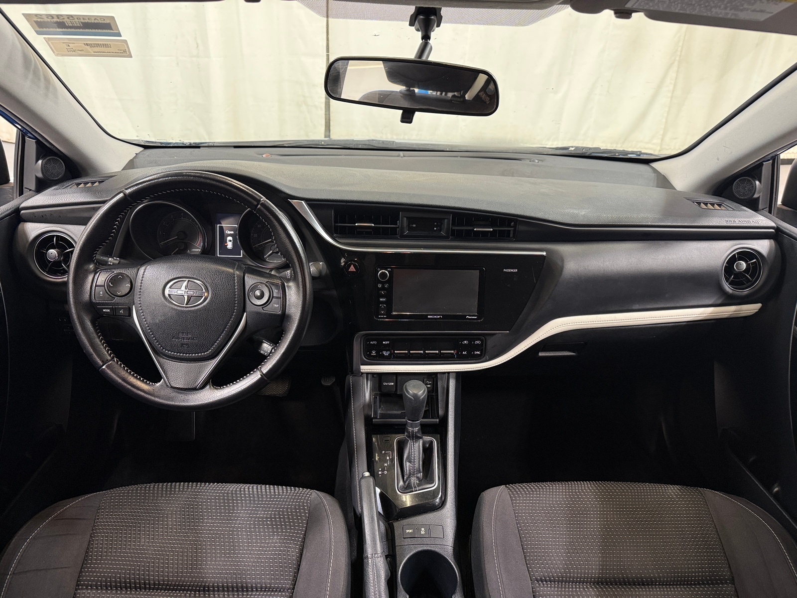 Thumbnail: 2016 Scion iM - 3