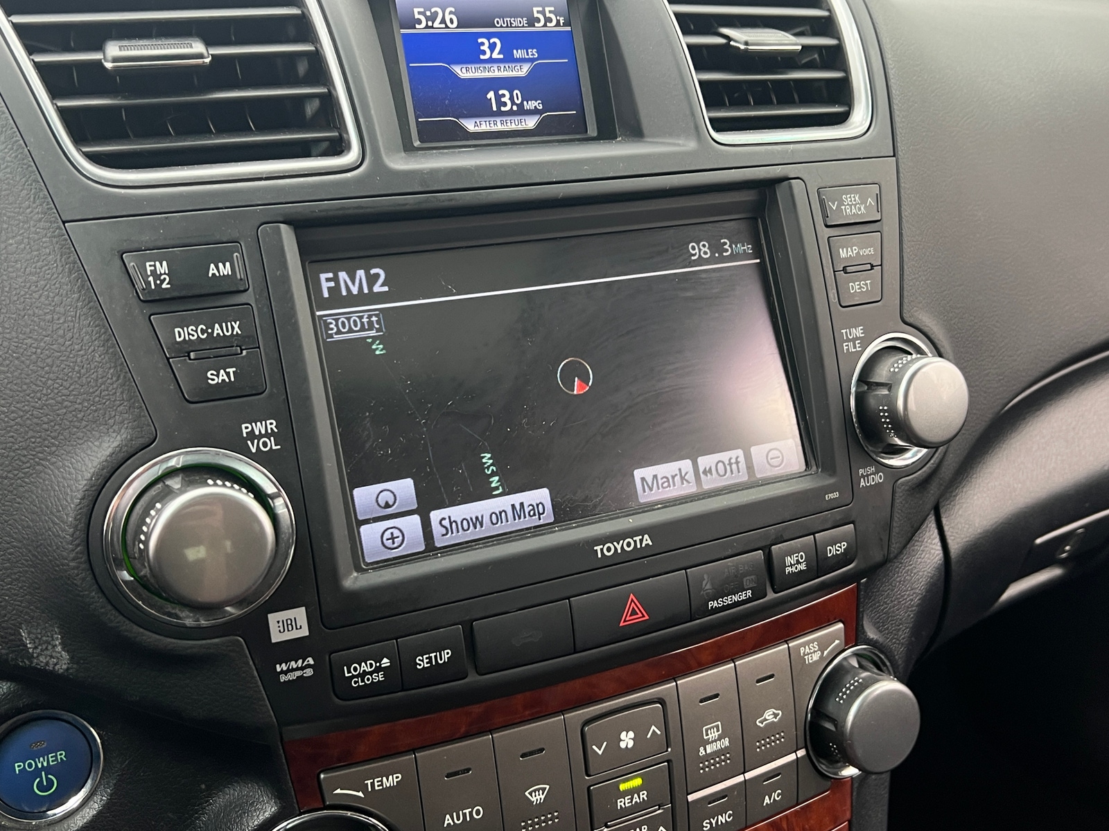 Thumbnail: 2012 Toyota Highlander - 3