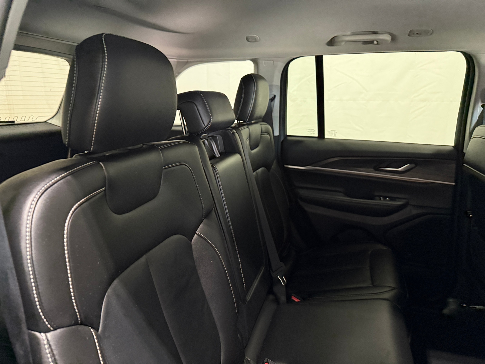 Thumbnail: 2023 Jeep Grand Cherokee - 5