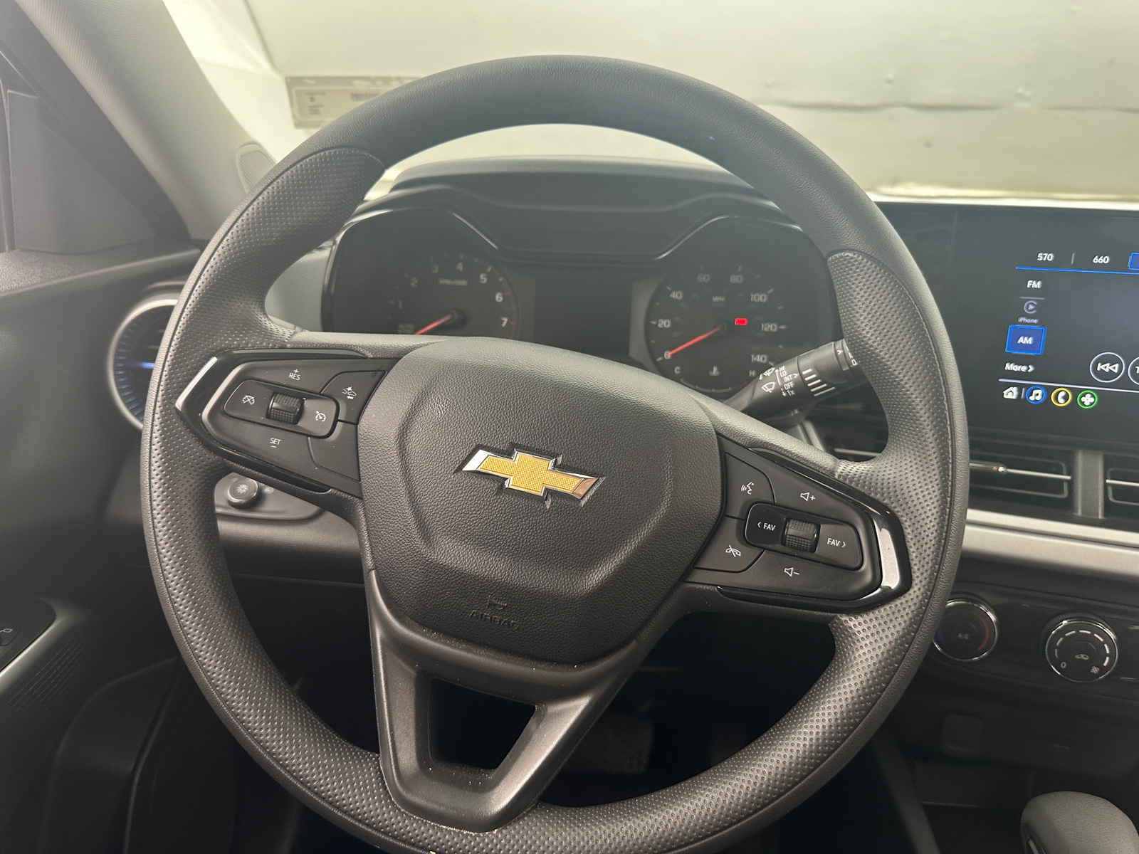 Thumbnail: 2024 Chevrolet Trax - 5