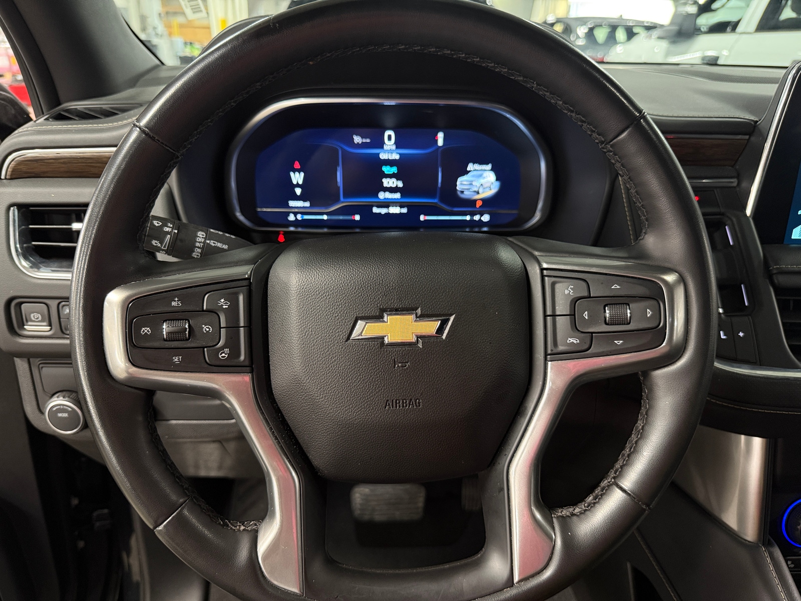 Thumbnail: 2023 Chevrolet Suburban - 4