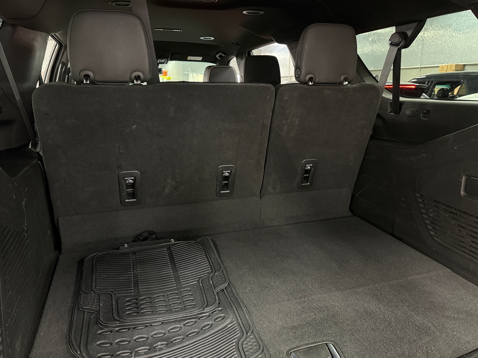 Thumbnail: 2023 Chevrolet Suburban - 6